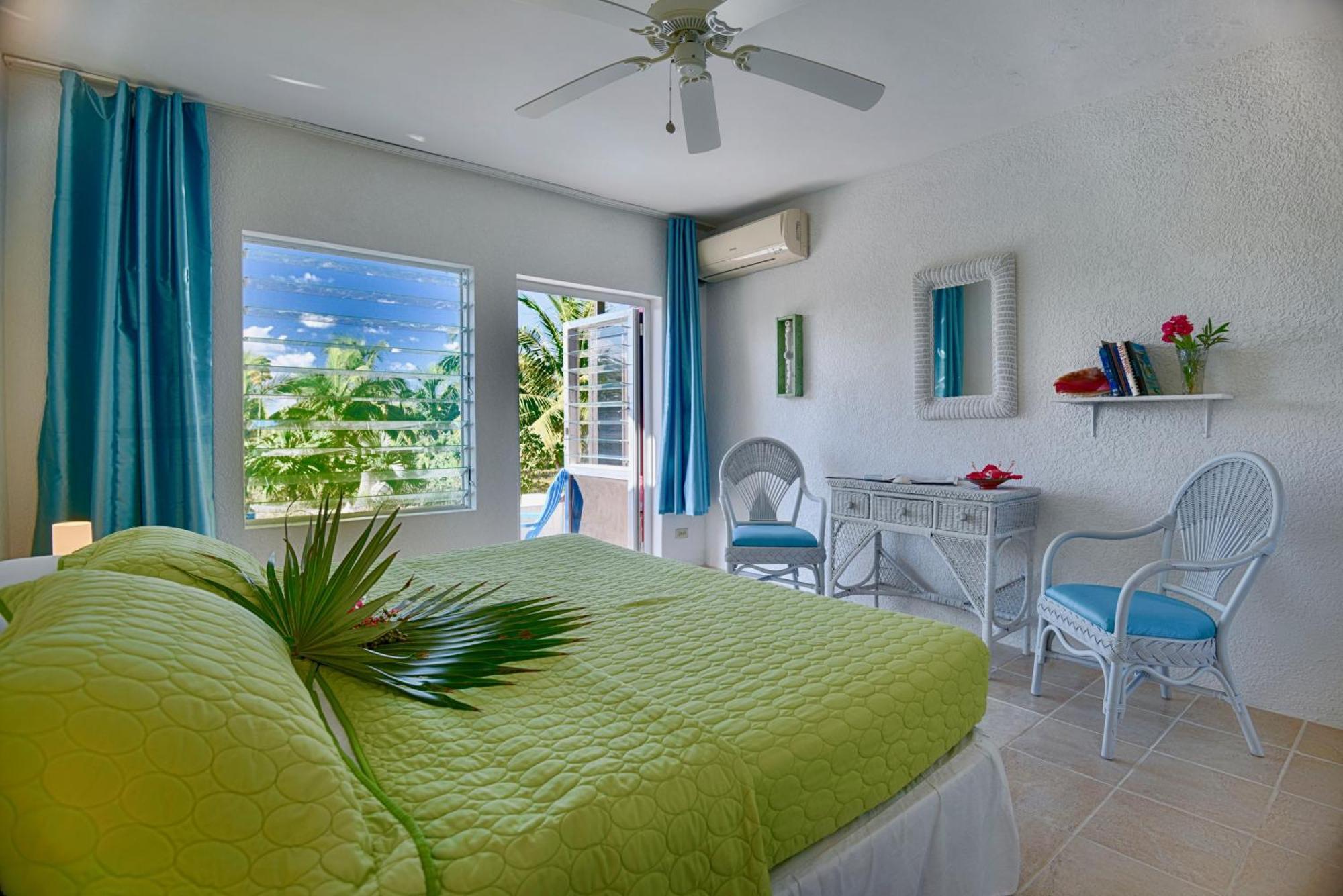 Greenwood Beach Resort Bailey Town  Exterior photo